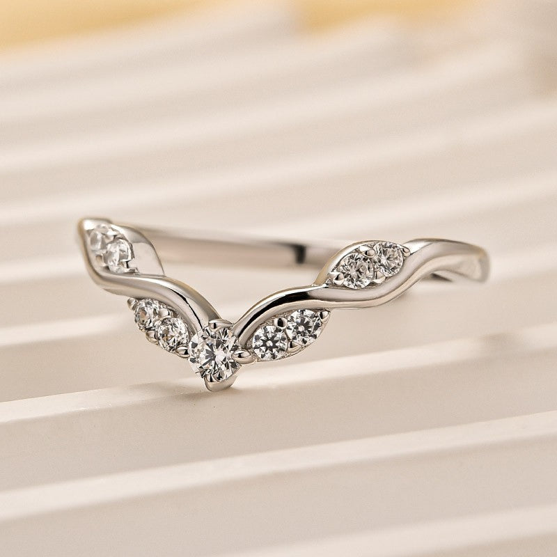 0.2Ct Vine Twist Vintage Wedding Band In Sterling Silver