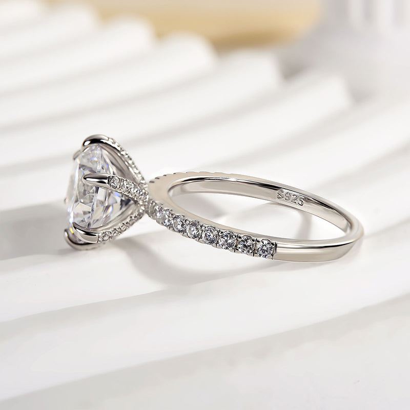 Louily Classic 6 Prong Round Cut Simulated Diamonds Engagement Ring - louilyjewelry