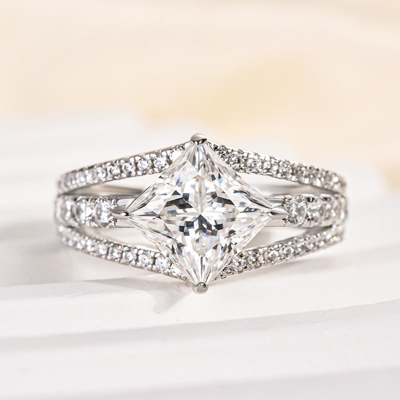 Louily Moissanite Special 2.0 Carat Square Princess Cut Engagement Ring - louilyjewelry