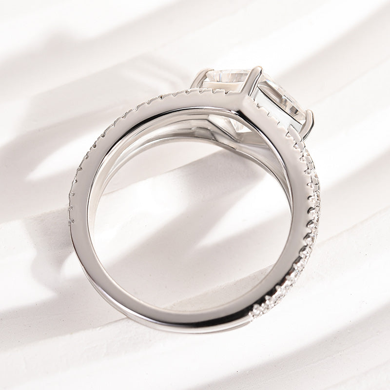 Louily Moissanite Special 2.0 Carat Square Princess Cut Engagement Ring - louilyjewelry