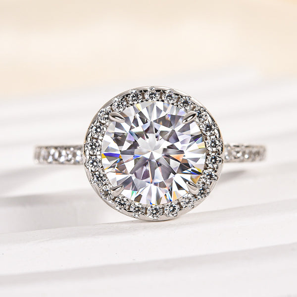 Louily Moissanite Halo Round Cut Engagement Ring