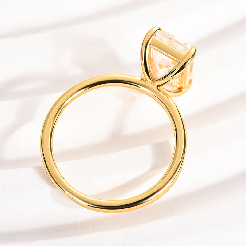 Louily Moissanite 3.5 Carat Emerald Cut Solitaire Engagement Ring - louilyjewelry