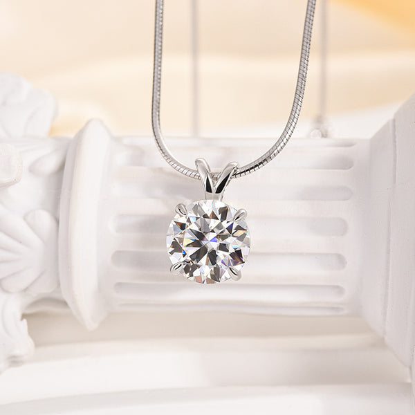 Louily Moissanite Round Cut Necklace