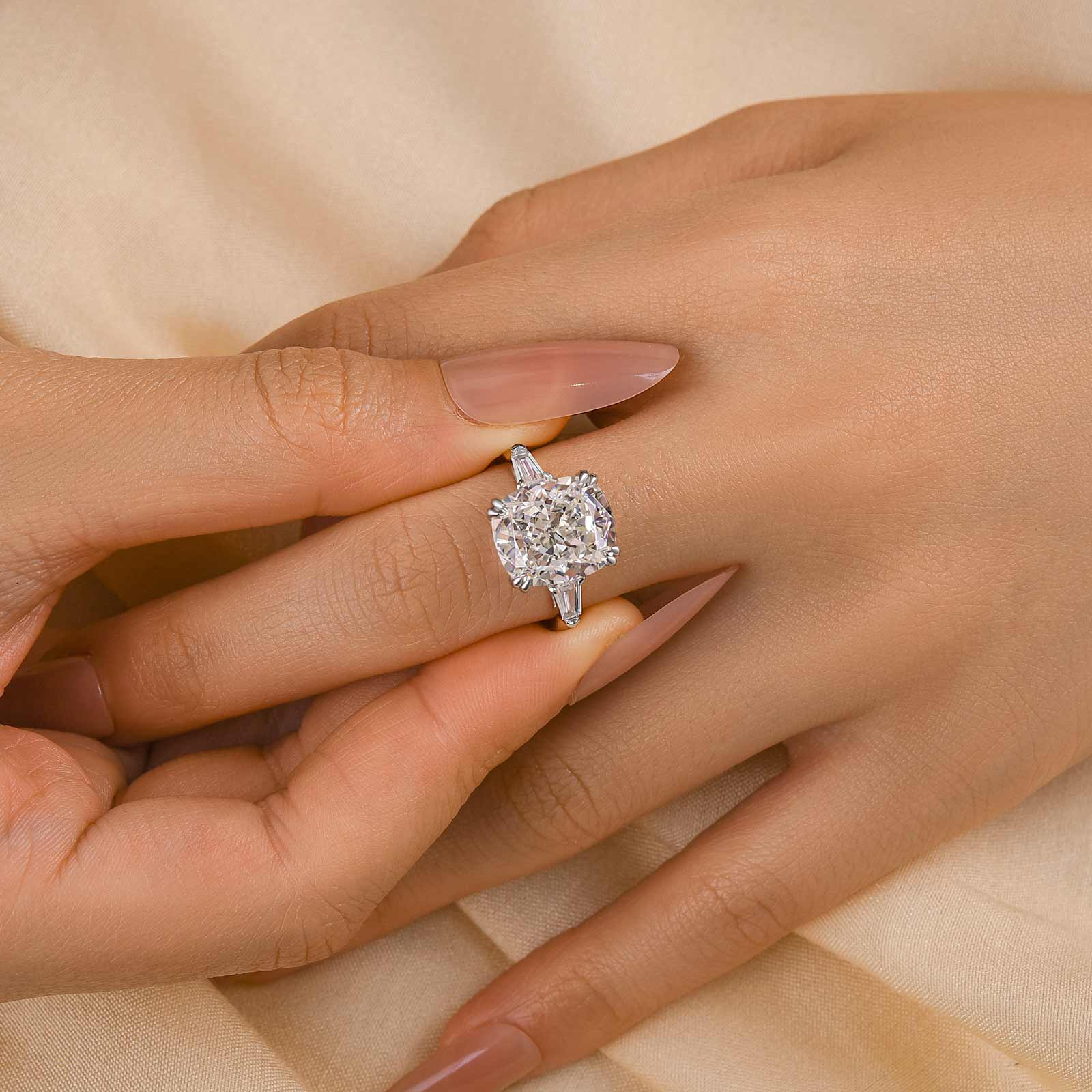 Louily Sparkle Cushion Cut Three Stone Engagement Ring - louilyjewelry