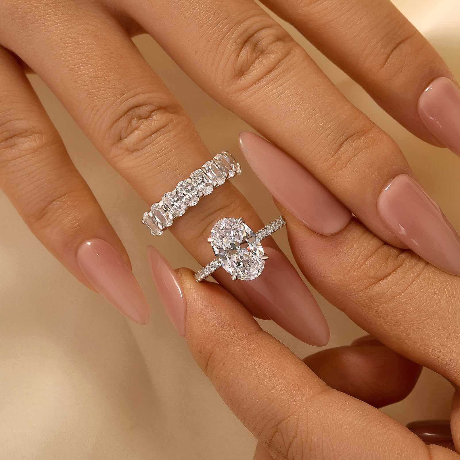 S925 2PC 4.0Ct Oval Cut White Gold Engagement Ring Set with Half Oval Cut Band - louilyjewelry