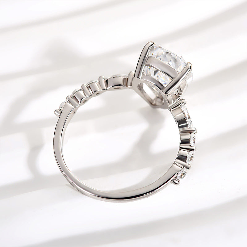 Louily Sparkle Pear Cut Simulated Diamond Engagement Ring In Sterling Silver - louilyjewelry