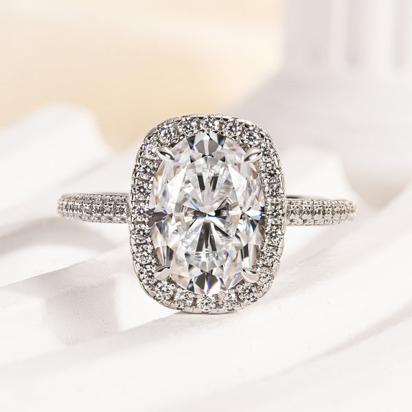 Louily Moissanite Special Halo Oval Cut Engagement Ring