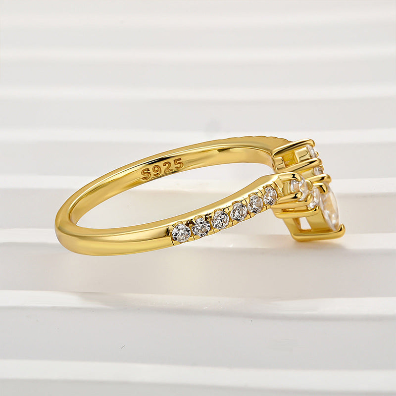 Crown Shaped Wedding Band In Sterling Silver - louilyjewelry