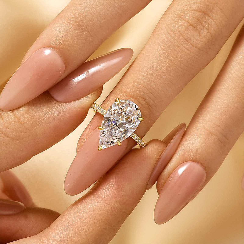 S925 3.0Ct/4.5Ct Pear Cut Engagement Ring Gold Plated Travel Ring For Everyday Wear