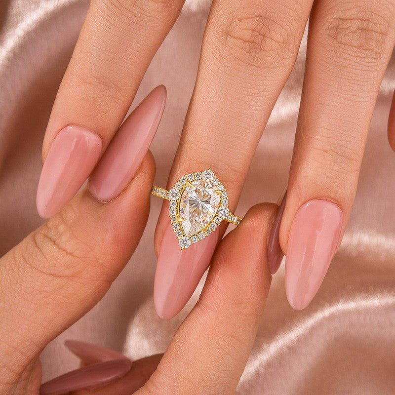 Moissanite 2.5 Ct Halo Pear Cut Yellow Gold Travel Ring - louilyjewelry