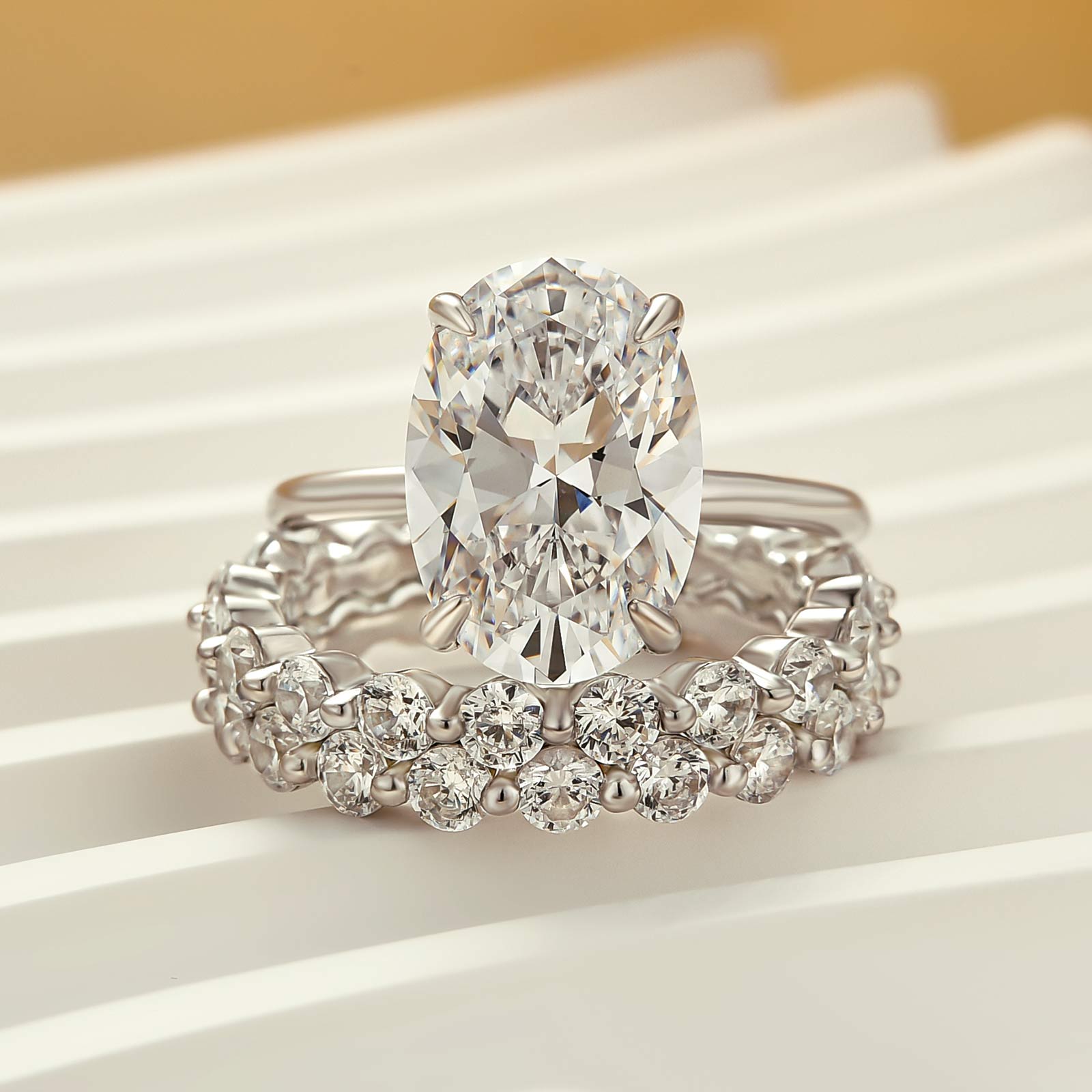 Elegant 5.5Ct Oval Cut Solitaire Wedding Ring Set with Round Cut Accent Bands