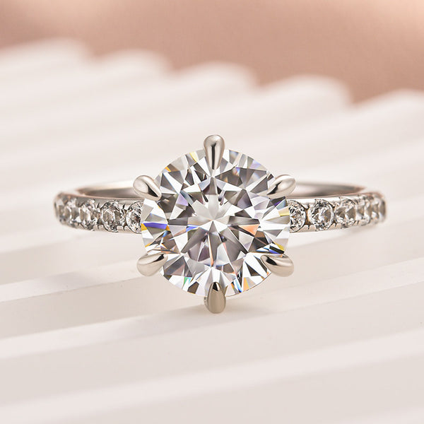 Louily Classic Moissanite 2.0 Carat Round Cut Engagement Ring