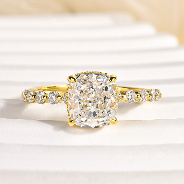 Louily Exquisite 2.0 Carat Cushion Cut Engagement Ring