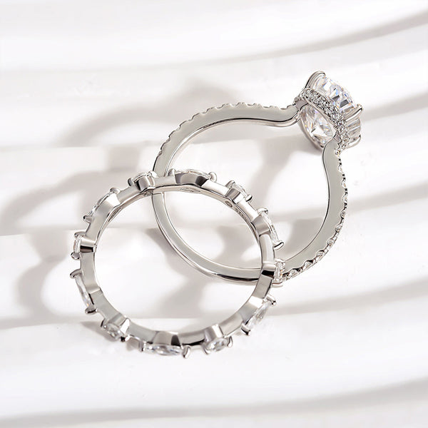 Louily Attractive Crushed Ice Oval Cut Ring Set