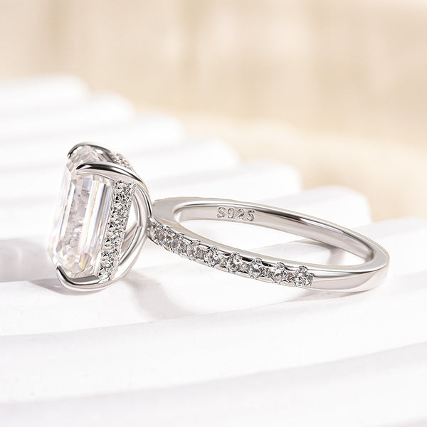 Louily Moissanite Emerald Cut Engagement Ring