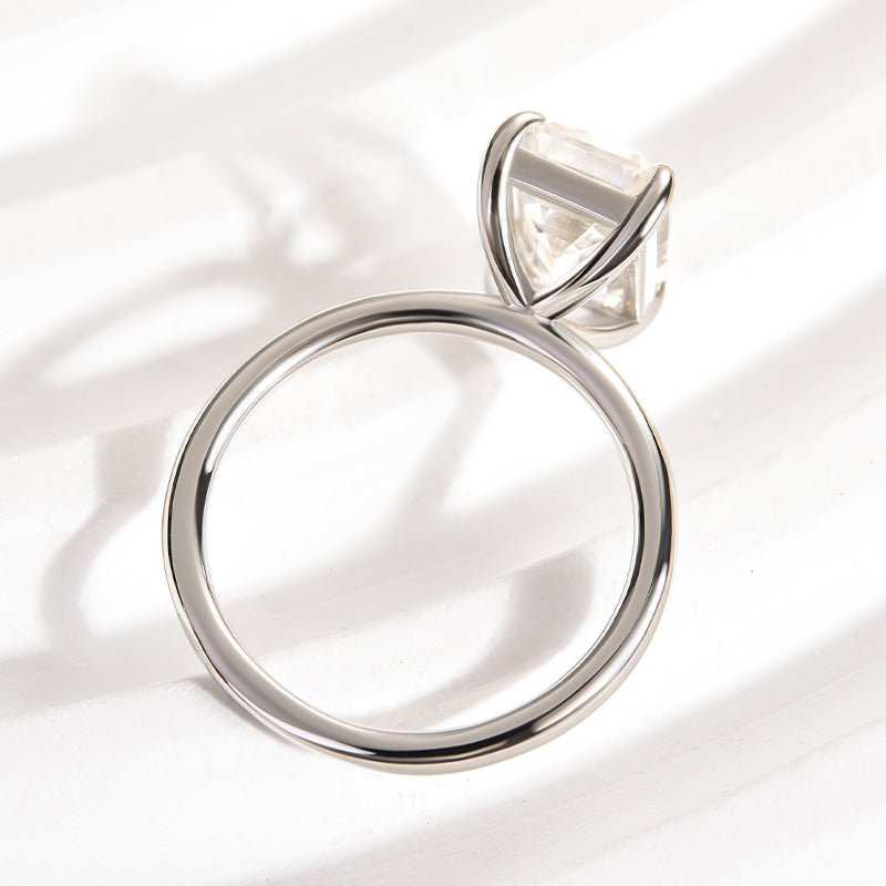 Louily Moissanite 3.5 Carat Emerald Cut Solitaire Engagement Ring - louilyjewelry