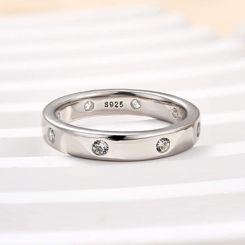 Louily Vintage Round Cut Wide Wedding Band - louilyjewelry