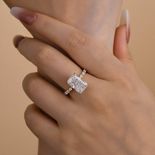 Louily Elegant Crushed Ice Cut Simulated Diamond Engagement Ring