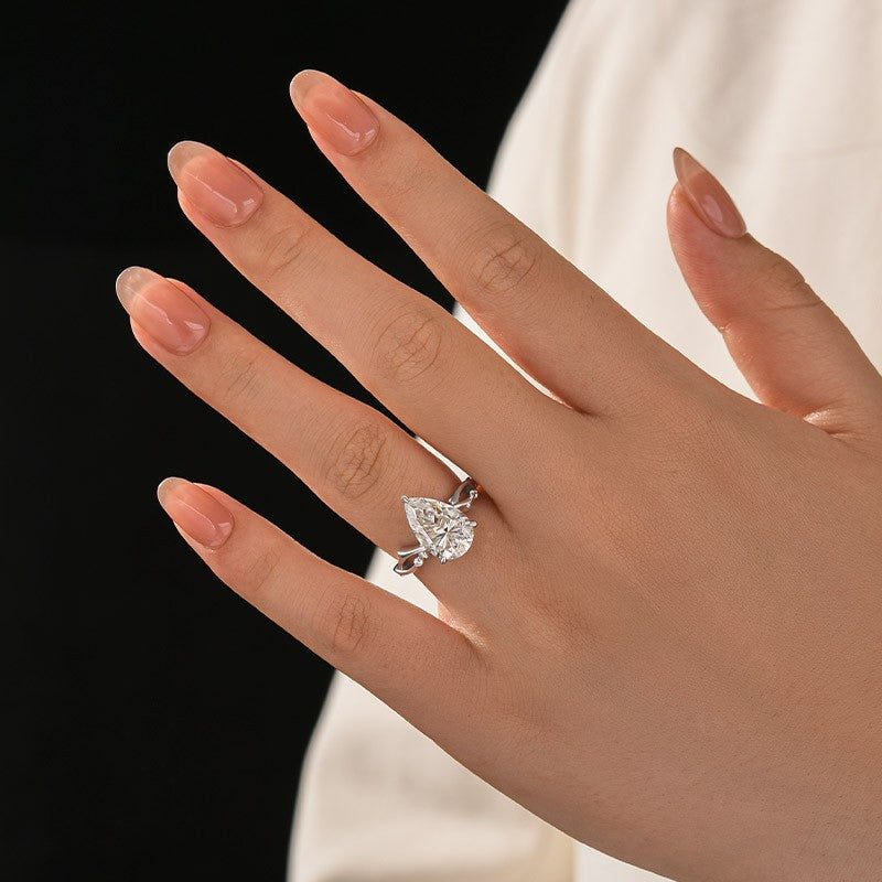 4.0Ct Pear Cut Twisted Willow Ring White Gold Moissanite Diamond Ring