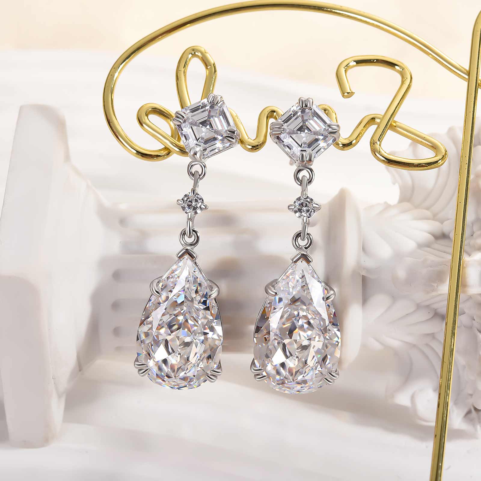 Louily Classic Pear Cut Women's Earrings In Sterling Silver - louilyjewelry