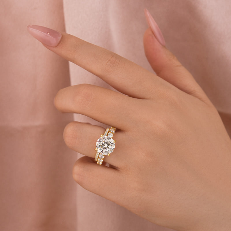 4.0Ct Round Cut White Gold Moissanite Diamond Wedding Ring