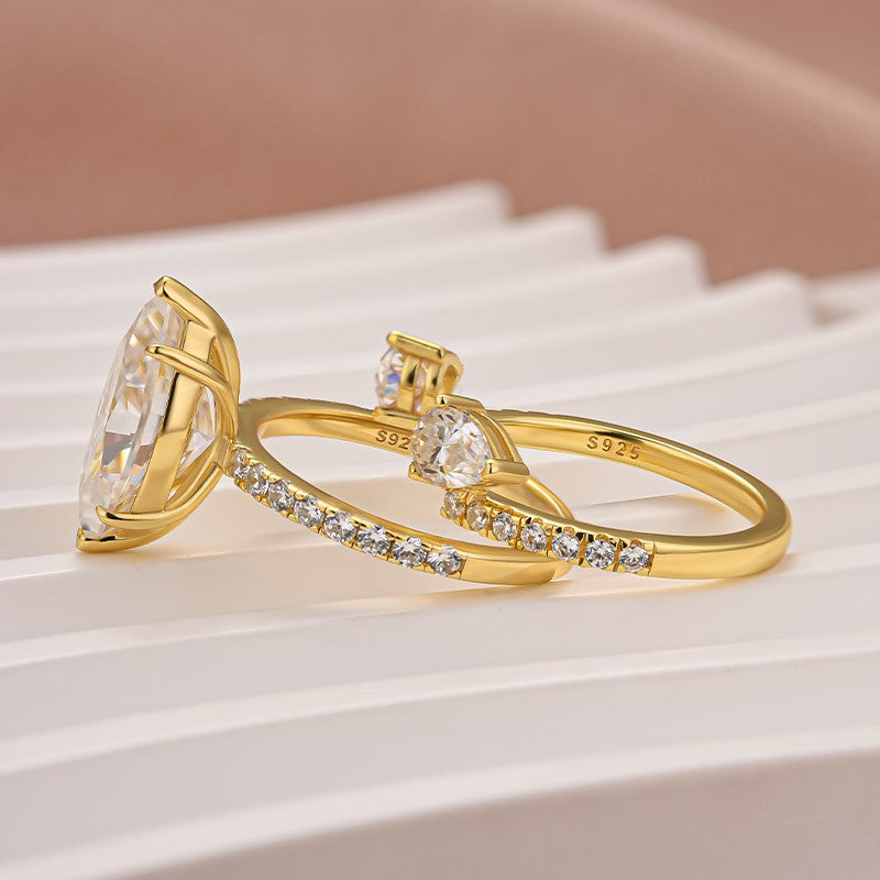 Moissanite 4.0Ct Marquise Cut Yellow Gold Wedding Ring with Pear Cut Wedding Band