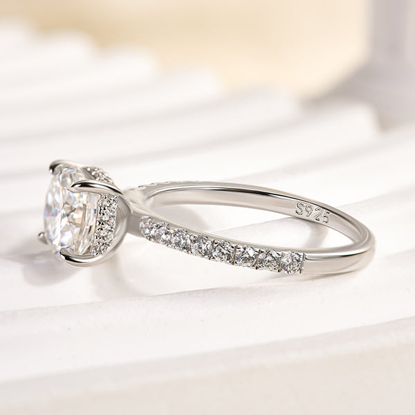 Louily Moissanite 2.0 Carat Cushion Cut Engagement Ring