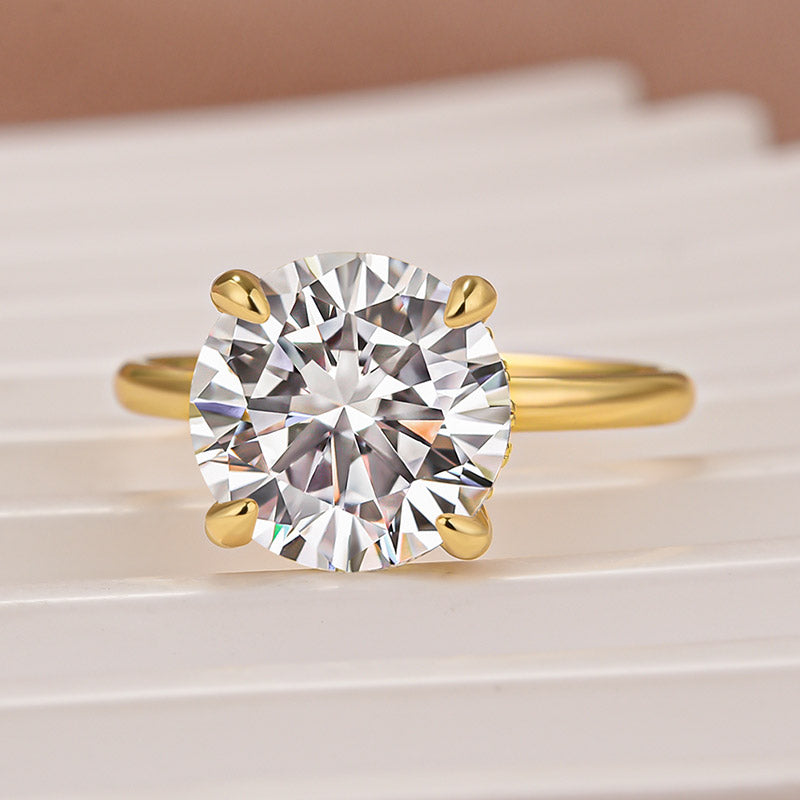 Moissanite 4.0 Ct Solitaire Round Cut Yellow Gold Promise Ring