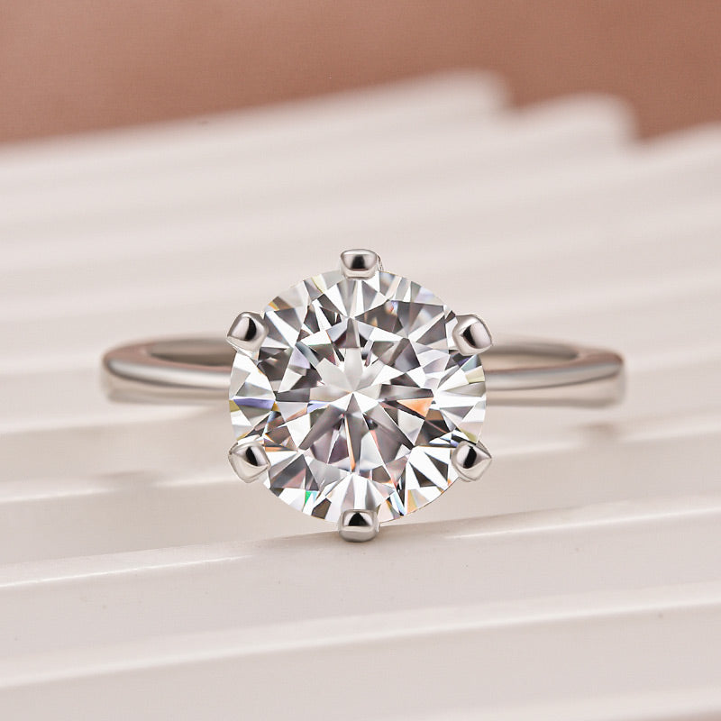 Louily Moissanite Classic 2.0~3.0 Carat Round Cut Engagement Ring