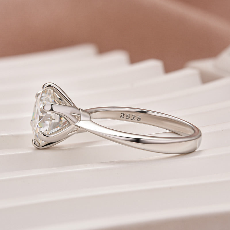 Louily Moissanite Classic 2.0~3.0 Carat Round Cut Engagement Ring