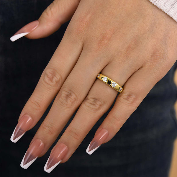 Louily Vintage Yellow Gold Round Cut Wedding Band