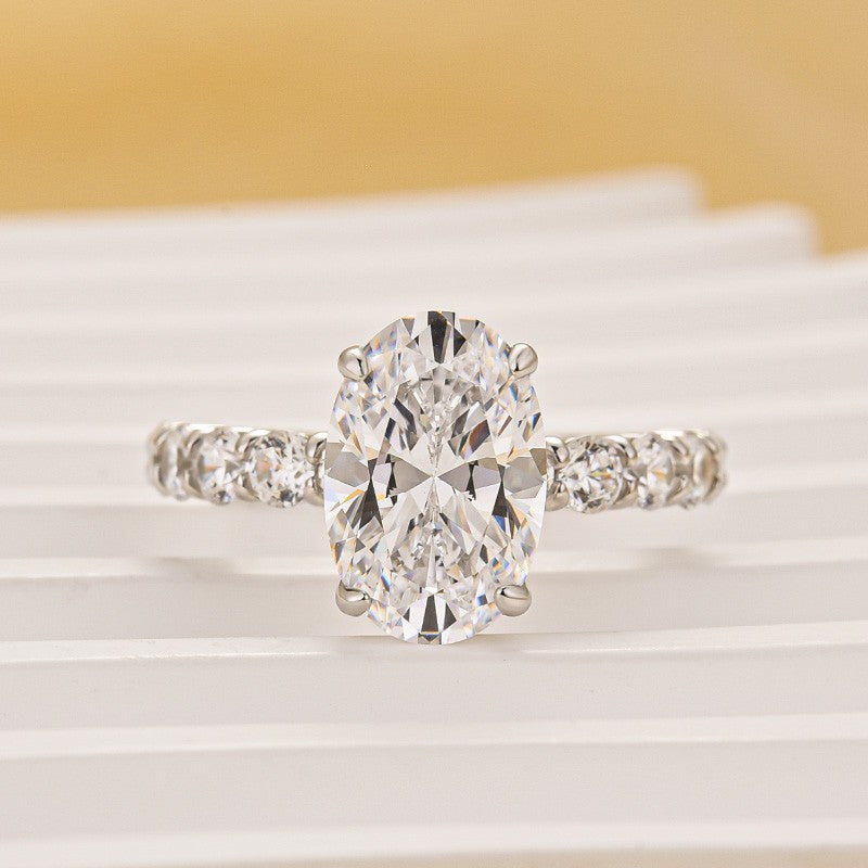 Luxe 4.0Ct Oval Cut Engagement Ring In Sterling Silver For Women - louilyjewelry