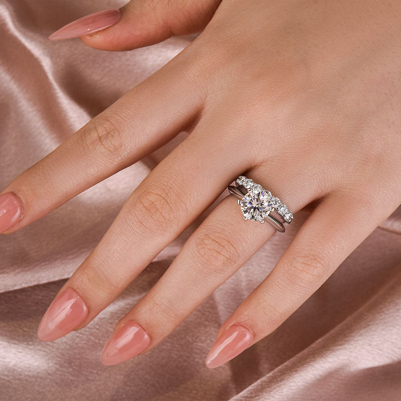 Louily Moissanite 2.0 Carat Dazzling Round Cut Wedding Ring Set - louilyjewelry