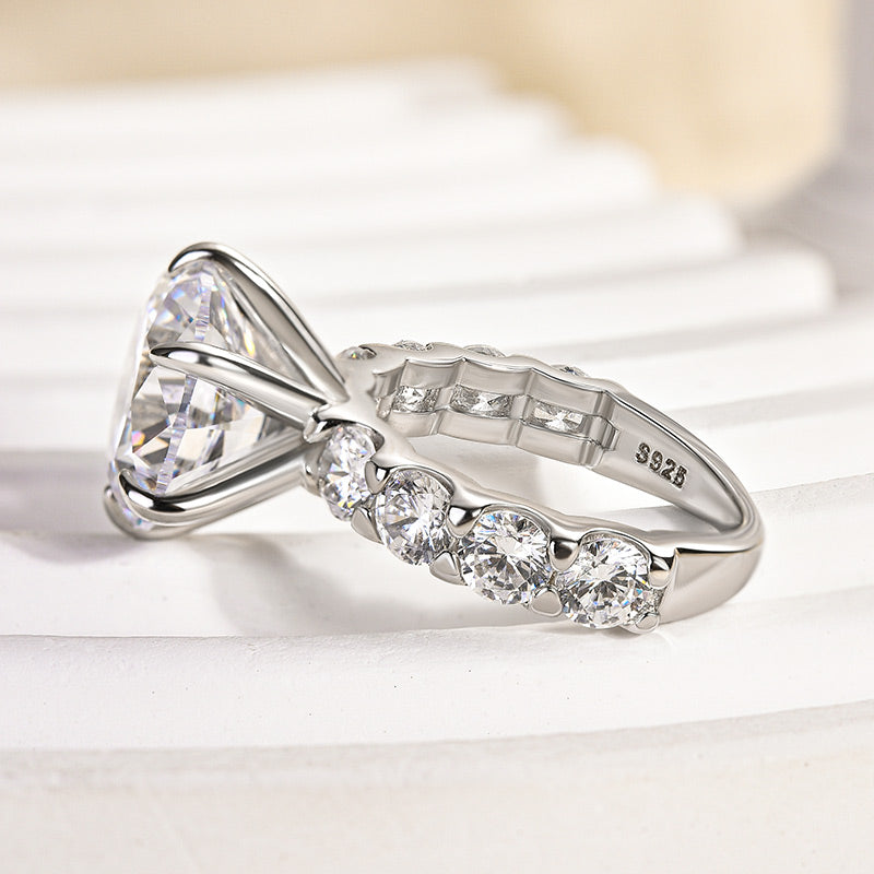 Louily Unique 6 Prong Round Cut Engagement Ring - louilyjewelry