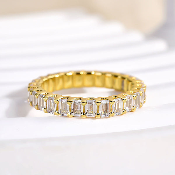 Louily Unique Emerald Cut Women's Wedding Band