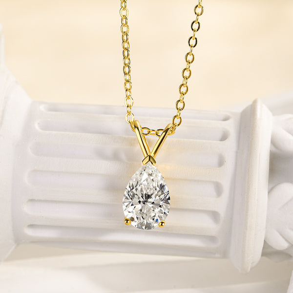 Louily Moissanite Classic Pear Cut Pendant Necklace