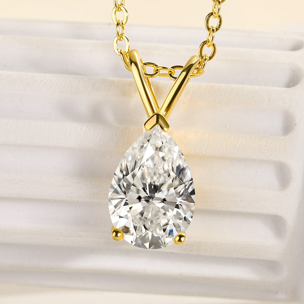 Louily Moissanite Classic Pear Cut Pendant Necklace