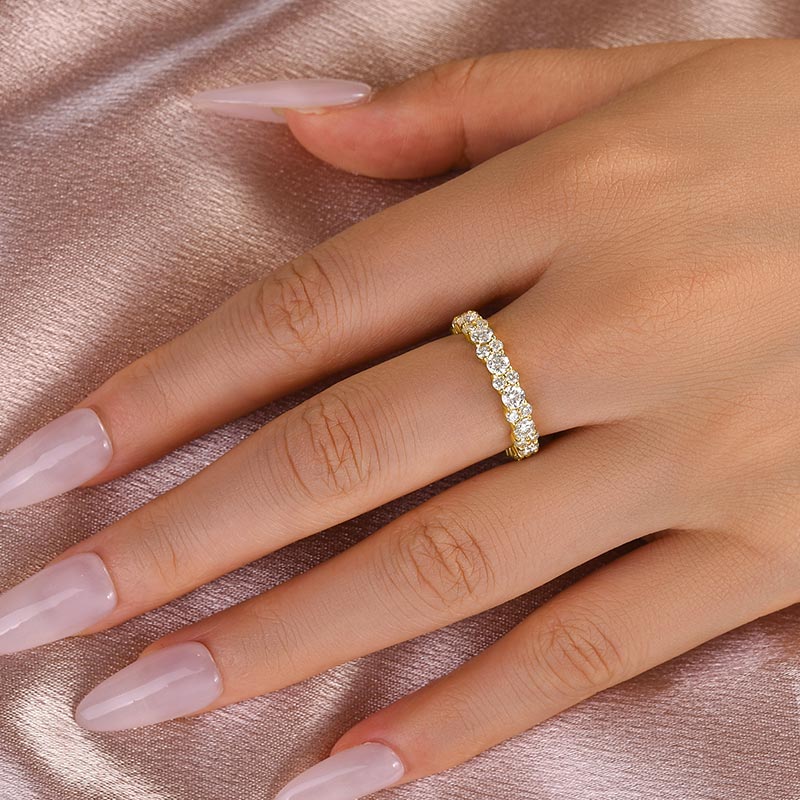 Louily Moissanite 2.5 Ct Round Cut Full Wedding Band for Women - louilyjewelry