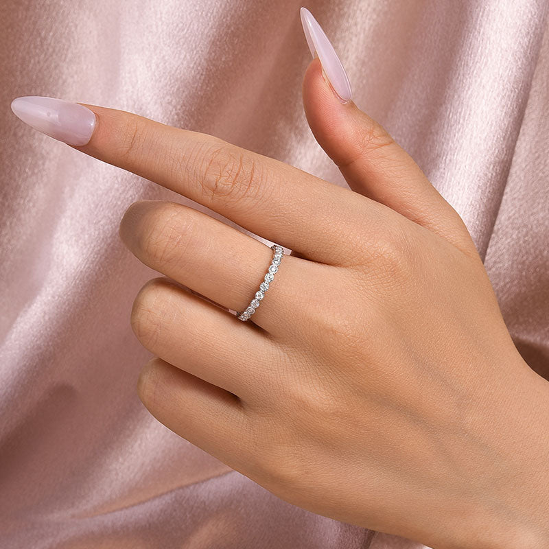 Louily Moissanite 0.5 Ct Round Cut Pave Wedding Band - louilyjewelry