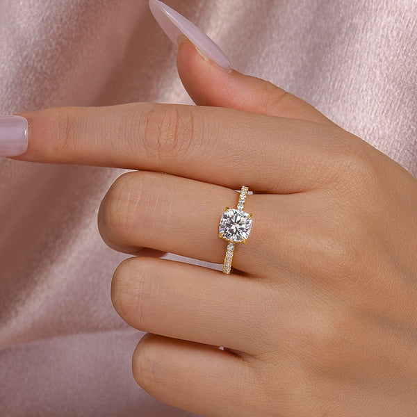 Louily Moissanite 2.0 Carat Cushion Cut Engagement Ring