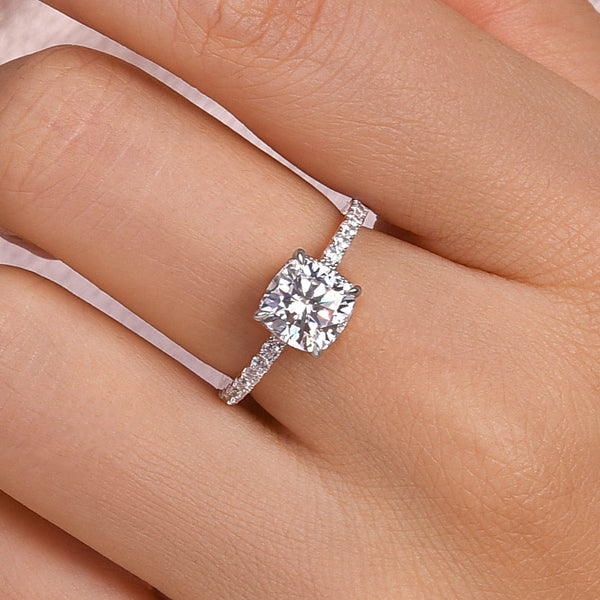 Louily Moissanite 2.0 Carat Cushion Cut Engagement Ring