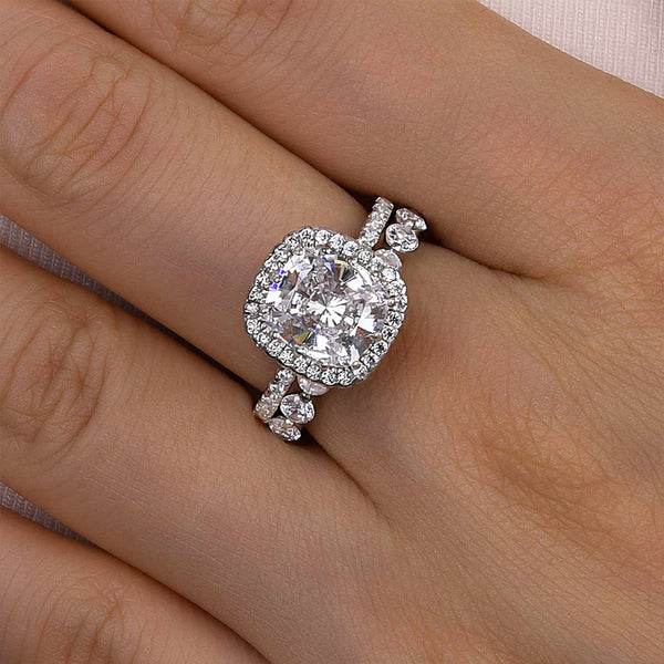 Louily Shining Cushion Cut Wedding Set