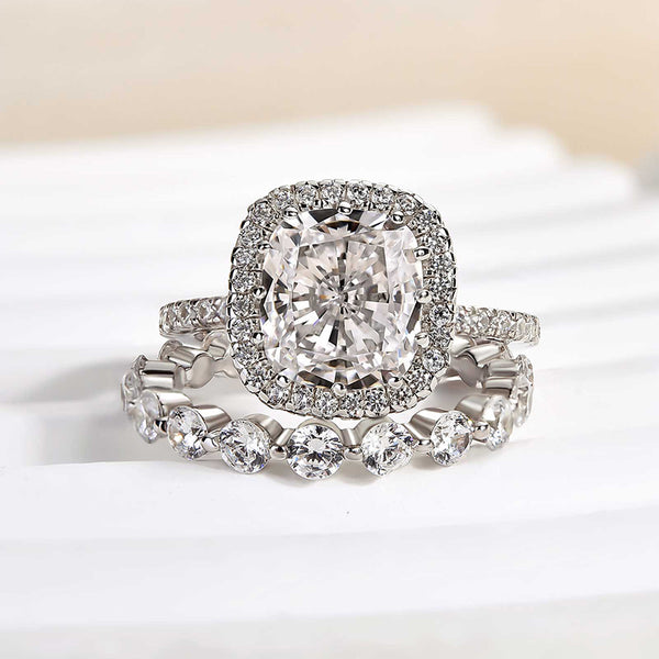 Louily Shining Cushion Cut Wedding Set