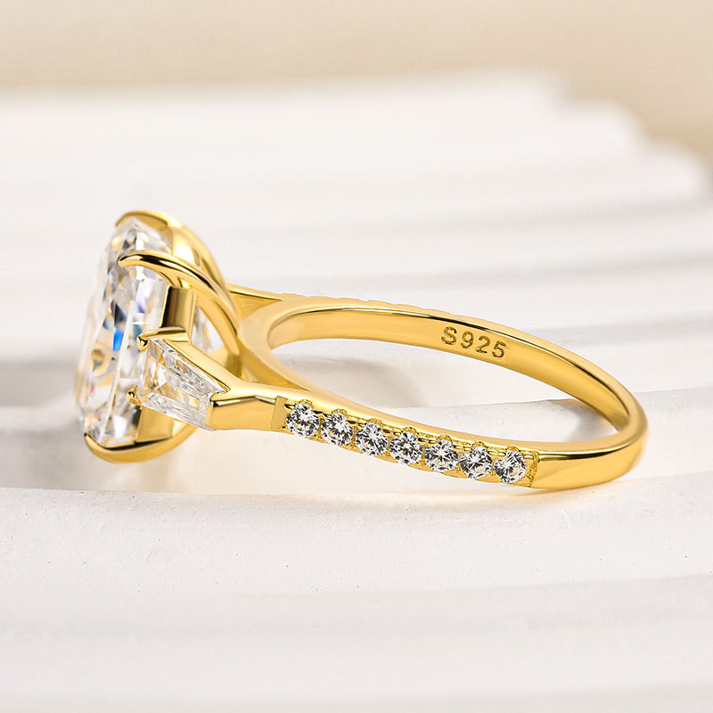 Louily Stunning Cushion Cut Three Stone Women's Engagement Ring In Sterling Silver - louilyjewelry