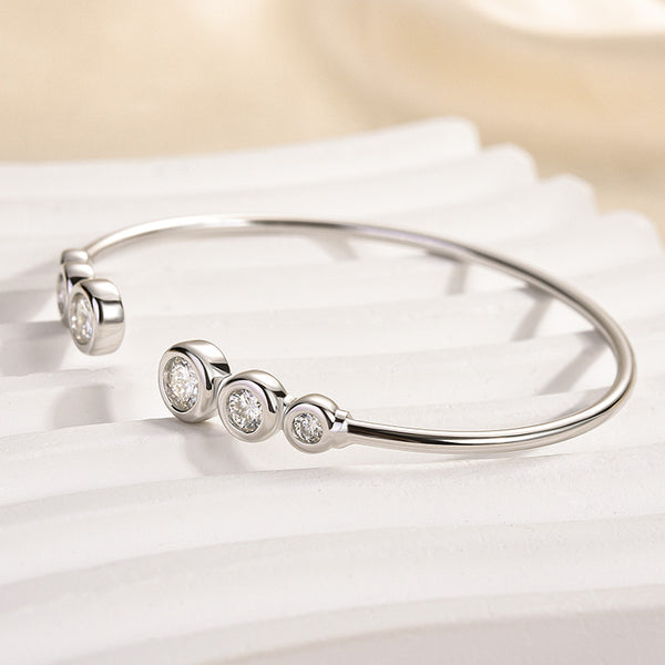 Louily Moissanite Bezel Round Cut Open Bracelet