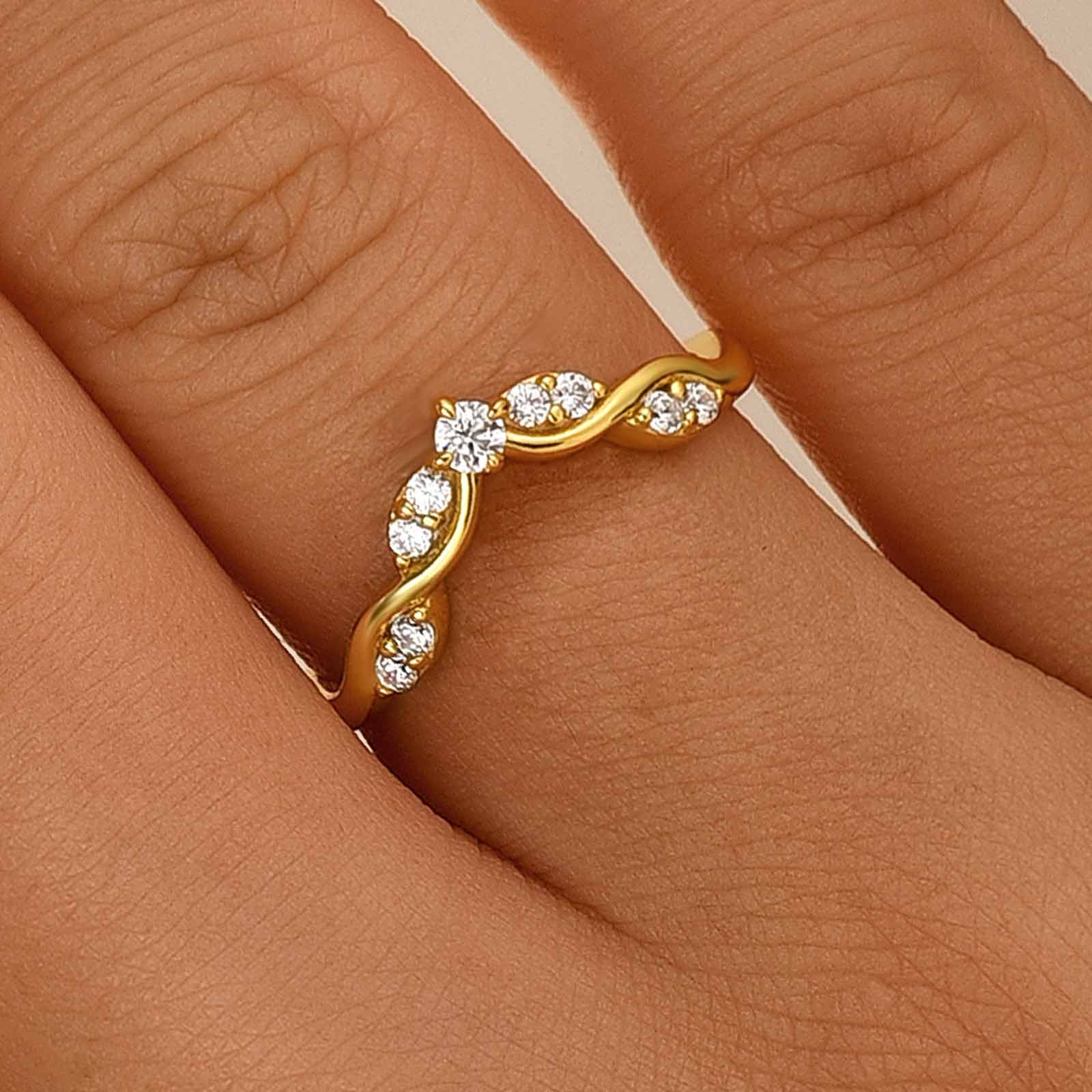 Elegant Round Cut Yellow Gold Half Eternity Wedding Band