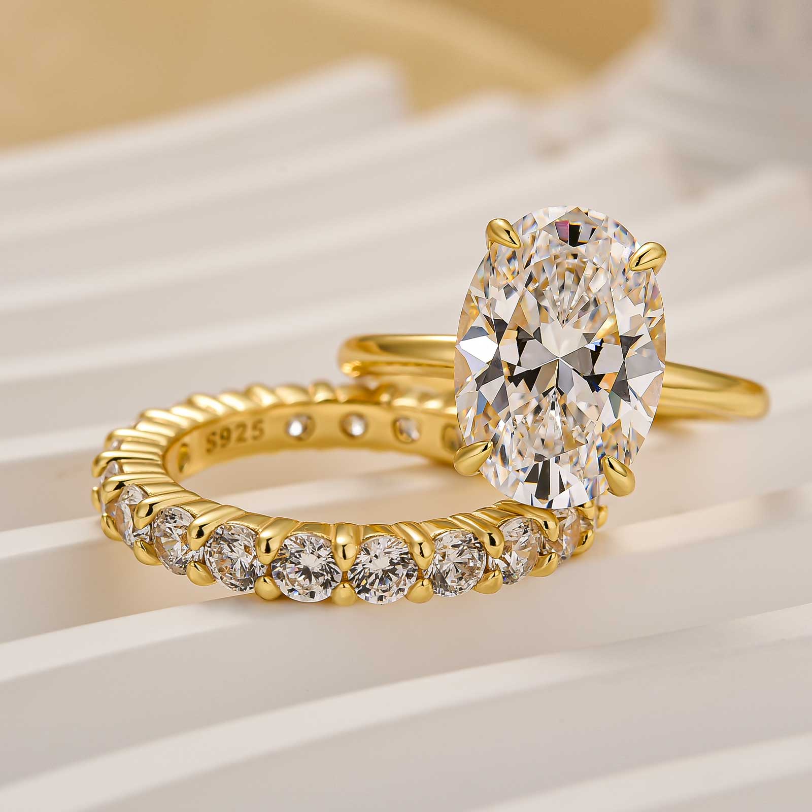 4.5Ct Solitaire Oval Cut Wedding Ring For Her With Classic Wedding Band