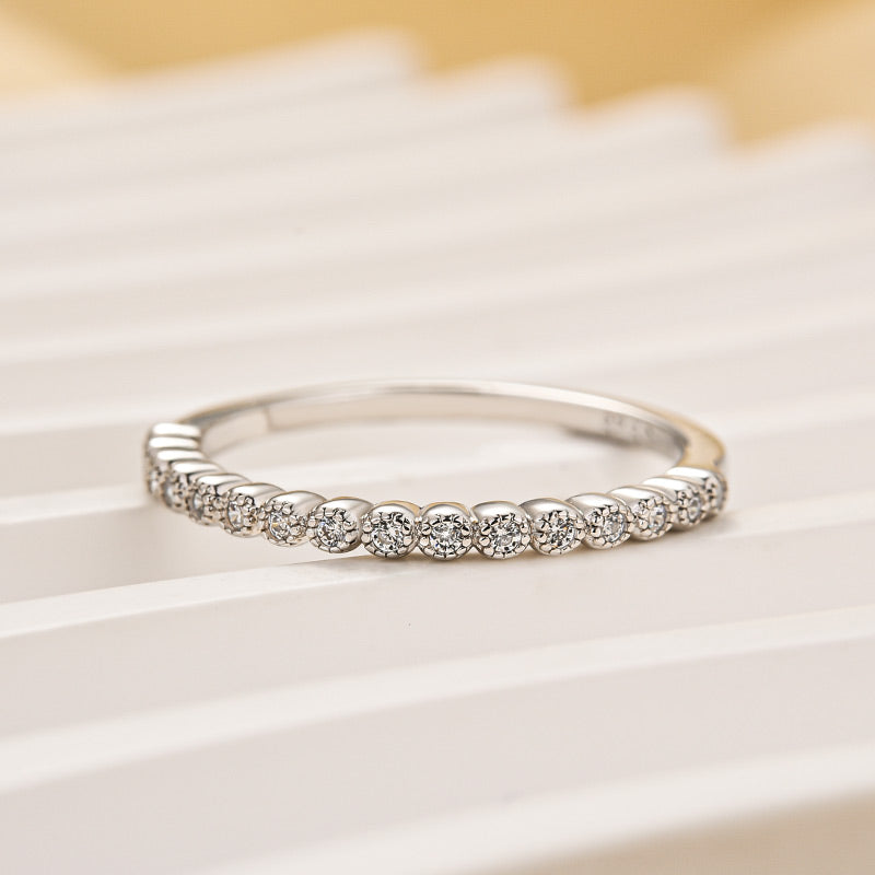 Louily Simplicity Women's Wedding Band In Sterling Silver