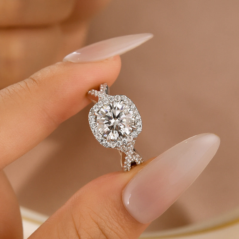 Moissanite 2.0Ct Halo Round Cut Twist White Gold Engagement Ring