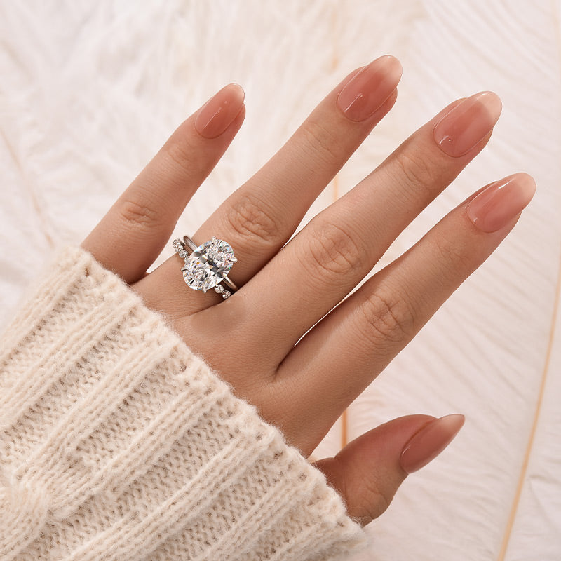 Louily Classic Yellow Gold Oval Cut Wedding Ring Set With Round Cut Wedding Band